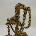 Четки нефрит 108 бусин 10 мм 