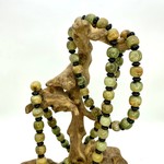 Четки нефрит 108 бусин 10 мм 