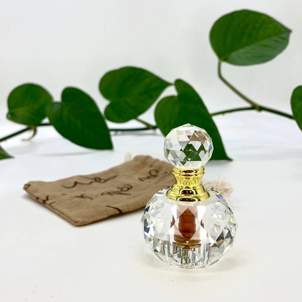 Масло эфирное Лао Хай Лань Чхэн Сян Йоу Агарвуд 1 мл