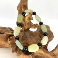 Четки нефрит 8 бусин 20х8 мм