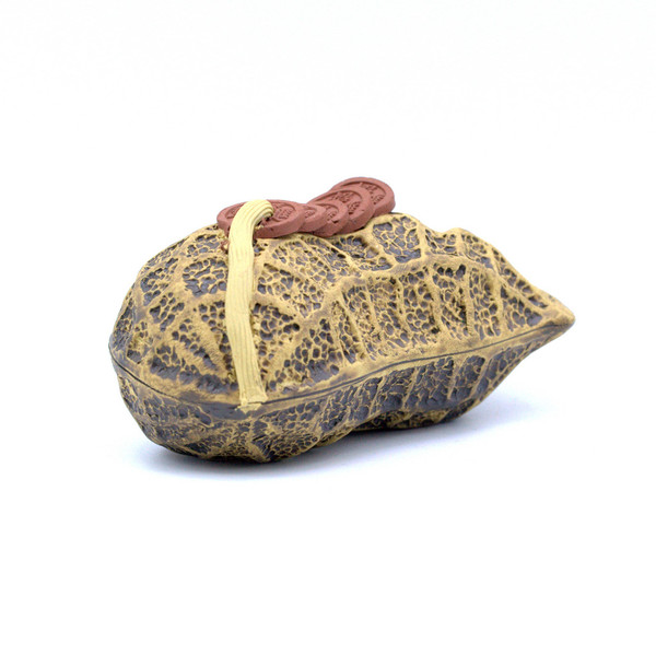 Фигурка глина арахис