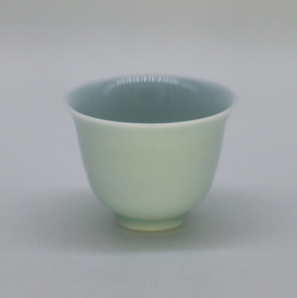 Чашка фарфор из Цзиндэчжэнь "Тюльпан Цин Ци" малая 35 мл