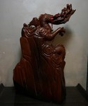 Скульптура "Дракон", красное дерево