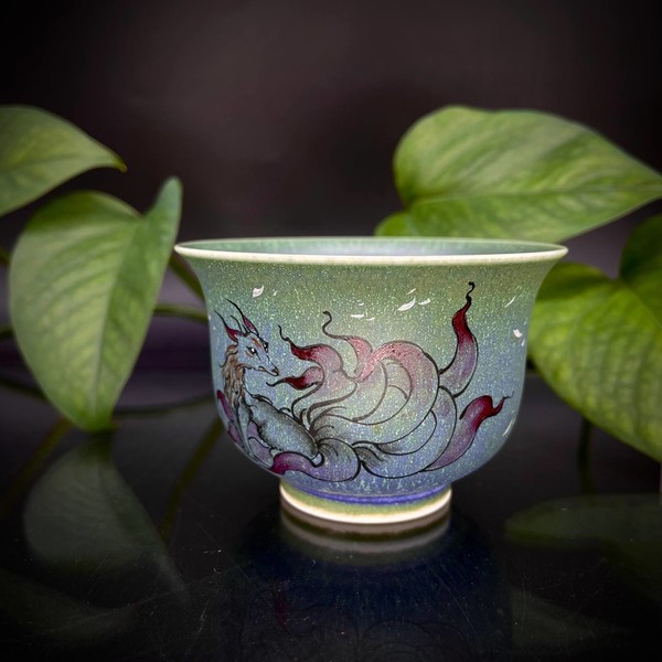 Чашка фарфор глазурь девятихвостая лиса 90 мл
			