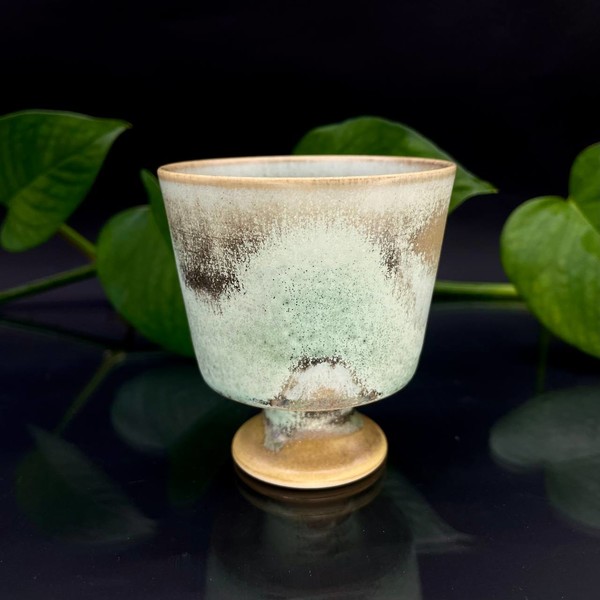 Чашка фарфор глазурь цвета бронзовой патины 90 мл
			