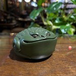 Фигурка глина зелёная Трехлапая жаба