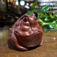 Фигурка глина Трехлапая жаба